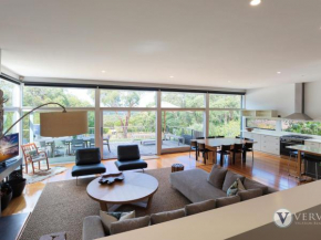Myers Road Retreat, Merricks North